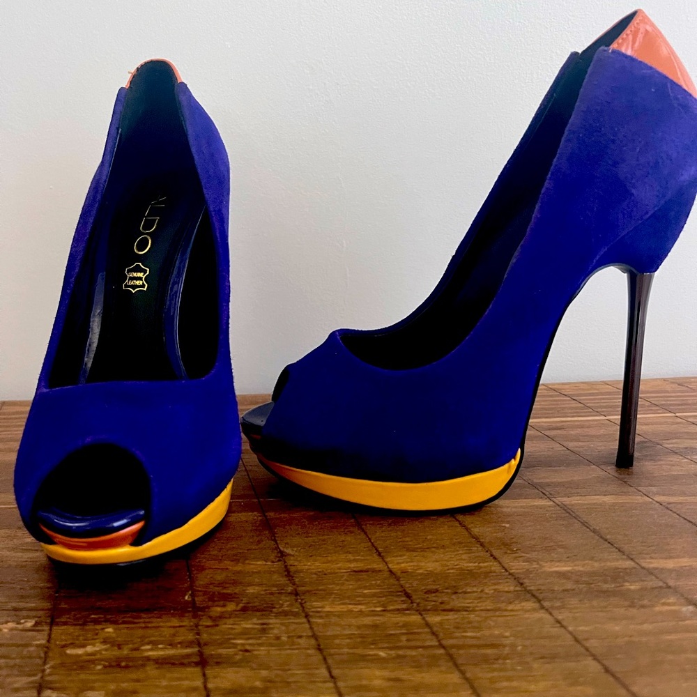 Aldo blue size 5 women’s heels